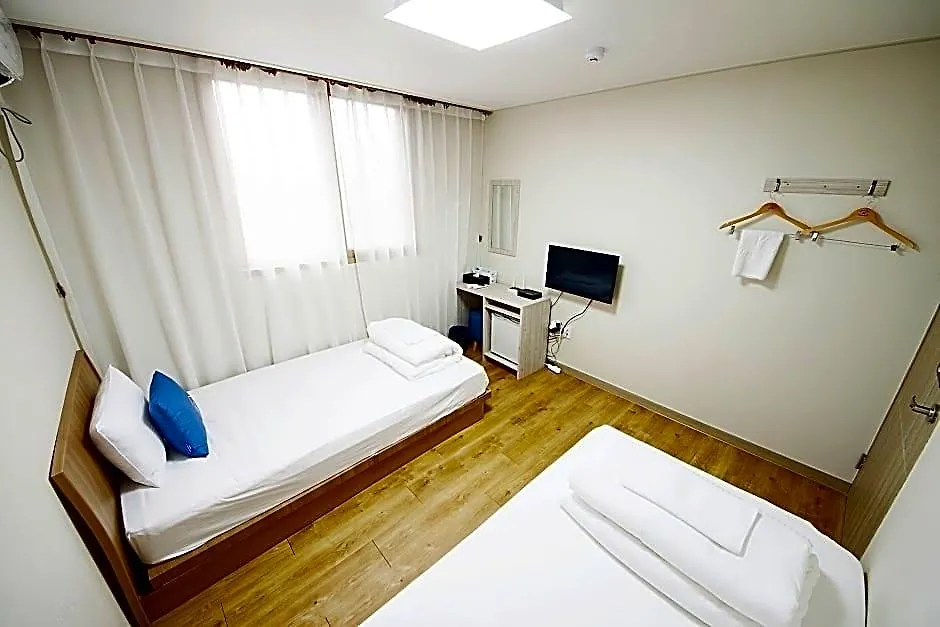 *** Hotel K-Guesthouse Incheon Airport 1 South Korea