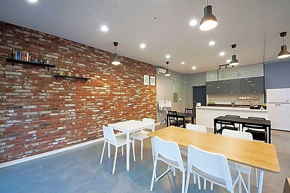 Hotel K-Guesthouse Incheon Airport 1