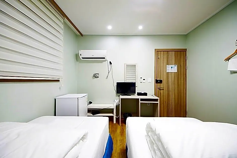K-Guesthouse Incheon Airport 1 Hotel