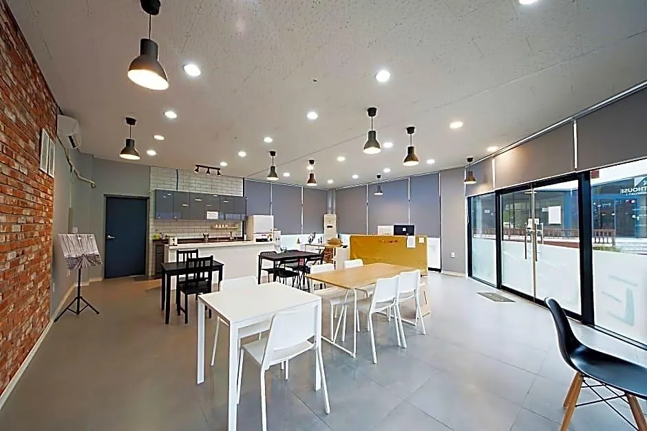 Hotel K-Guesthouse Incheon Airport 1